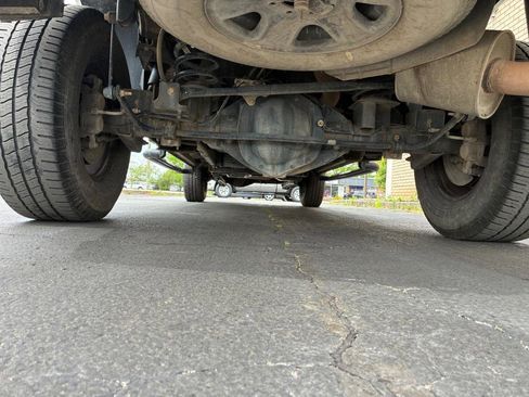 Used 2017 RAM 2500 Tradesman w/ Chrome Appearance Group image 37