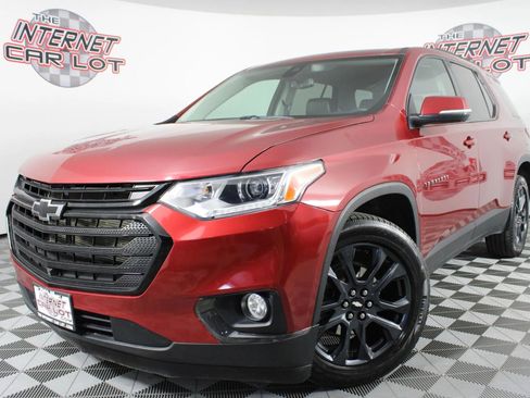 Used 2021 Chevrolet Traverse RS w/ LPO, Floor Liner Package AWD/4WD image 1