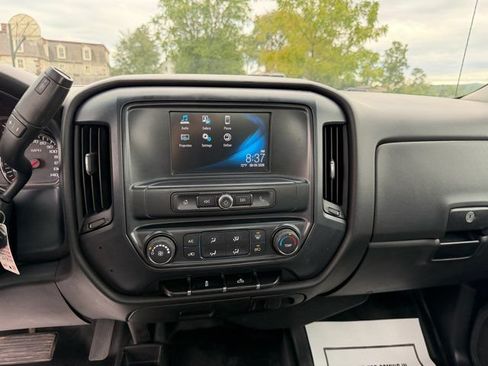 Used 2017 Chevrolet Silverado 2500 W/T AWD/4WD image 13