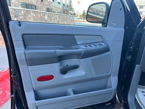 Used 2007 Dodge Ram 1500 Truck SLT w/ Trailer Tow Group image 9