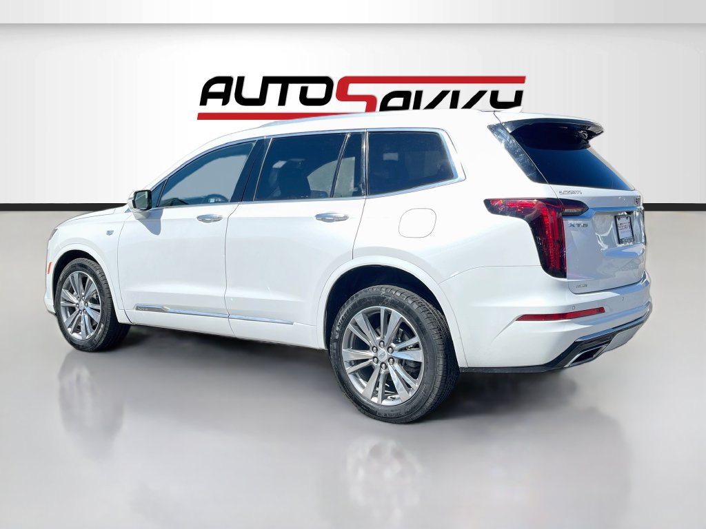 Used 2024 Cadillac XT6 Premium Luxury w/ LPO, Floor Liner Package AWD/4WD image 5