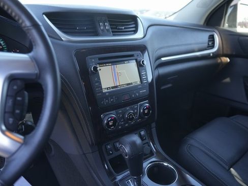 Used 2017 Chevrolet Traverse Premier image 25