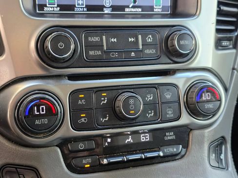 Used 2020 Chevrolet Suburban LT w/ Texas Edition Package RWD image 27