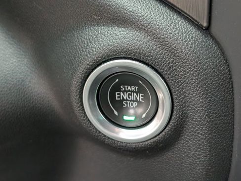 Used 2022 GMC Sierra 2500 AT4 w/ AT4 Preferred Package image 25