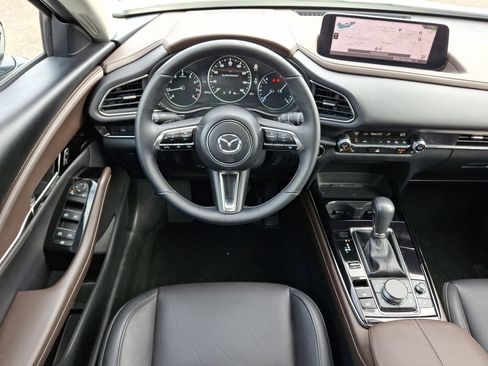 Certified 2025 MAZDA CX-30 2.5 Turbo w/ Premium Package image 12