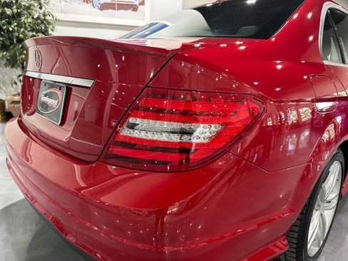 Used 2013 Mercedes-Benz C 250 Sedan image 29