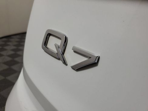 Used 2021 Audi Q7 3.0T Premium Plus w/ Executive Package AWD/4WD image 8