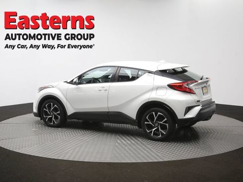 Used 2018 Toyota C-HR XLE FWD image 62