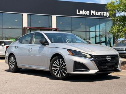 Used 2024 Nissan Altima 2.5 SV