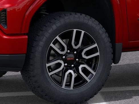 Used 2023 GMC Sierra 1500 AT4 w/ AT4 Premium Package AWD/4WD image 9