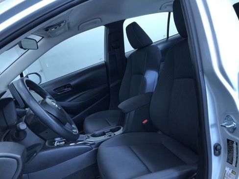 Certified 2025 Toyota Corolla LE image 18