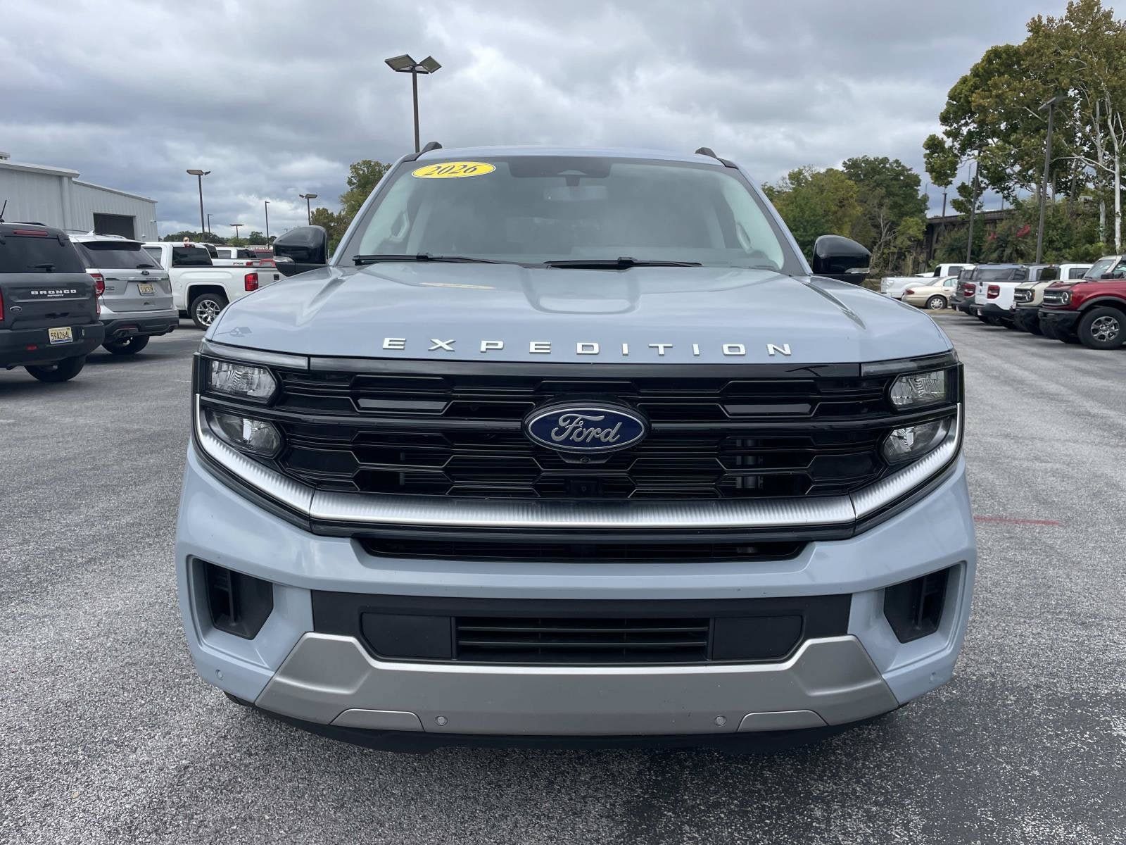 Used 2026 Ford Expedition Platinum w/ Driver's Package AWD/4WD image 10