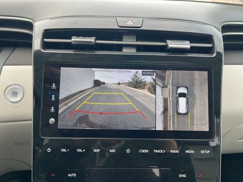 Used 2024 Hyundai Tucson Limited image 21