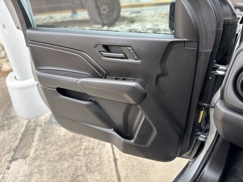 Used 2023 Chevrolet Colorado Trail Boss image 24