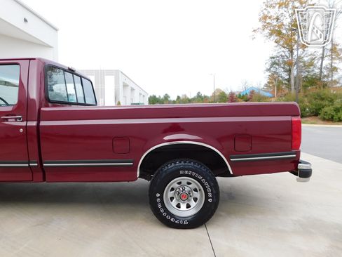 Used 1990 Ford F150 2WD Regular Cab image 16