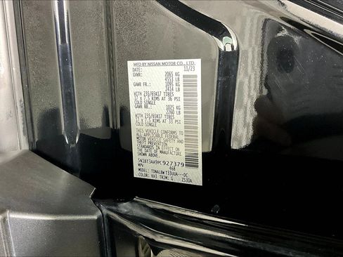 Certified 2023 Nissan Rogue S image 20