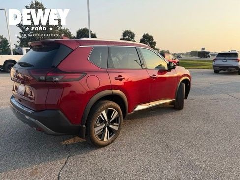 Used 2023 Nissan Rogue SL AWD/4WD image 14