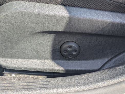 Used 2018 Mercedes-Benz C 300 4MATIC Sedan image 26