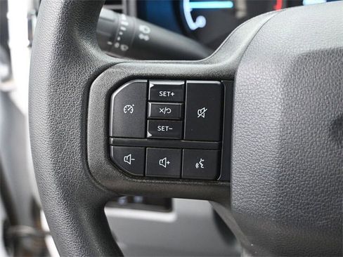 Used 2025 Ford F350 XLT image 31