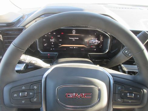 New 2026 GMC Sierra 1500 SLE w/ X31 Off-Road Package image 17