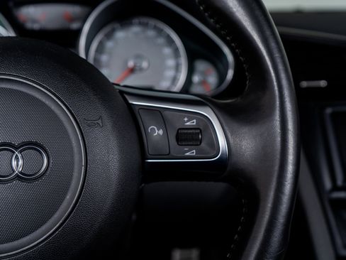 Used 2011 Audi R8 V8 image 37