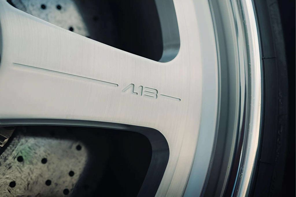 Used 2012 McLaren MP4-12C Coupe RWD image 22