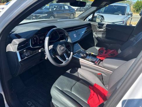 Used 2023 Audi Q7 2.0T Premium Plus w/ Premium Plus Package AWD/4WD image 5