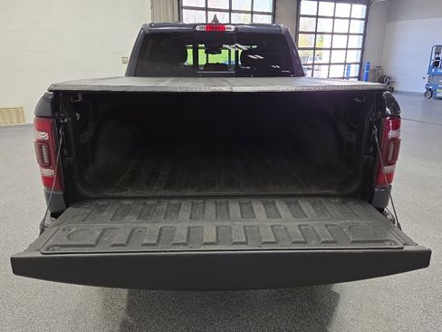 Used 2019 RAM 1500 Big Horn AWD/4WD image 39