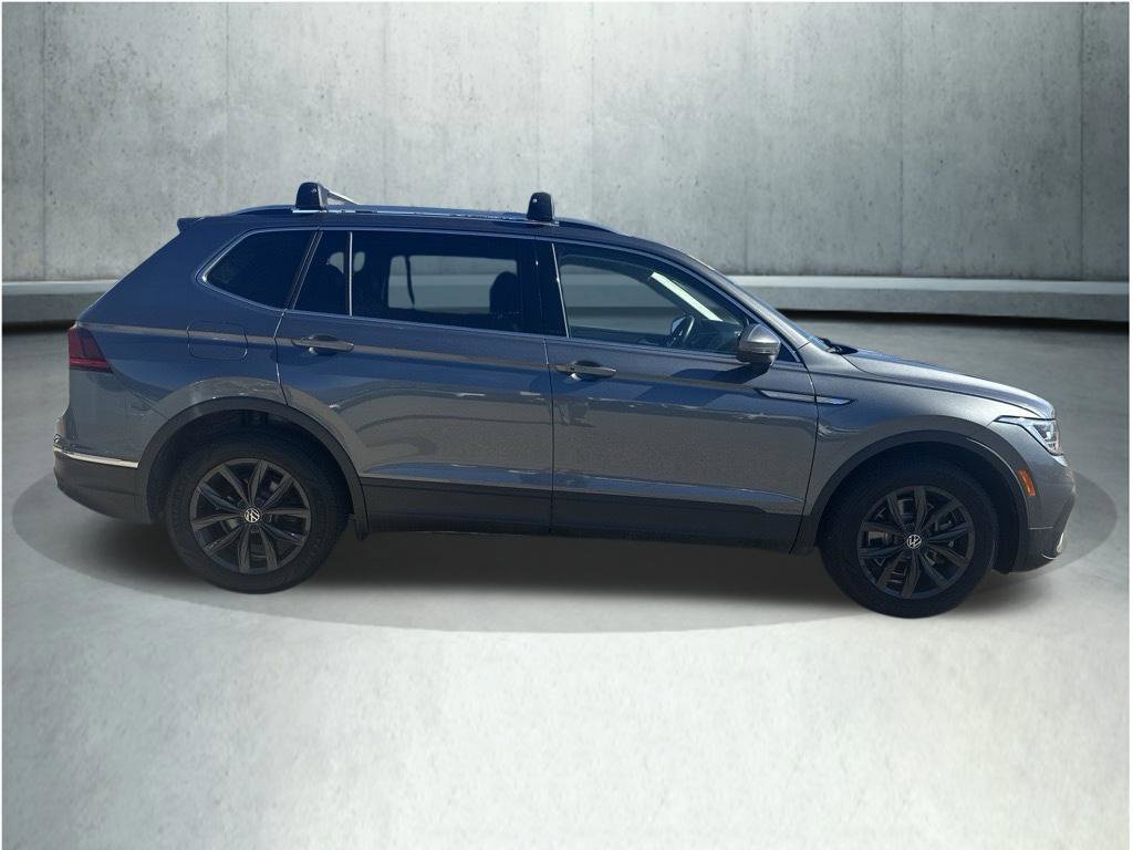 Used 2024 Volkswagen Tiguan SE AWD/4WD image 6