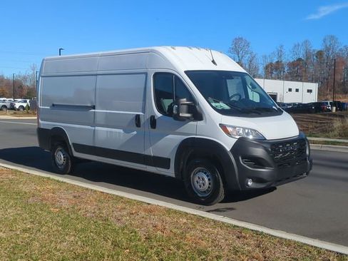 New 2026 RAM ProMaster 2500 w/ Convenience Group image 15