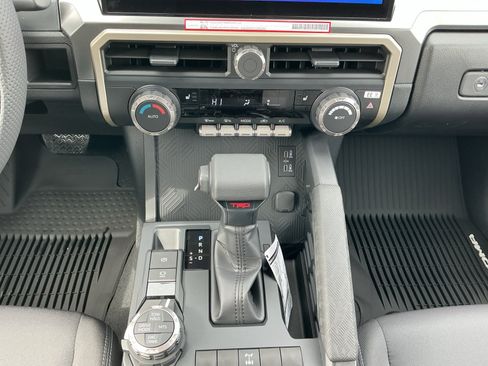 New 2026 Toyota Tacoma TRD Off-Road AWD/4WD image 11