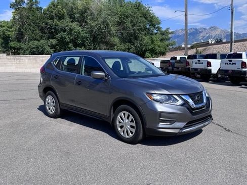 Used 2020 Nissan Rogue S AWD/4WD image 12