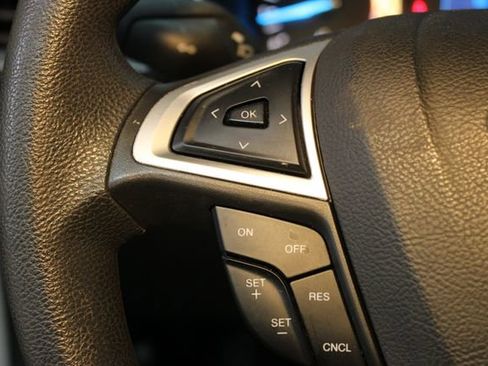 Used 2014 Ford Fusion S image 18