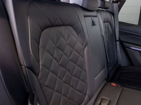 Used 2025 BMW X5 M60i w/ Executive Package AWD/4WD image 69