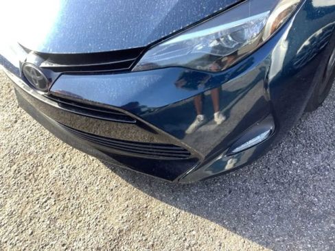 Used 2018 Toyota Corolla LE FWD image 23