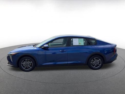 Used 2025 Kia K4 LXS FWD image 9