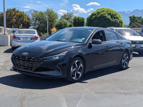 Used 2023 Hyundai Elantra Limited FWD image 9