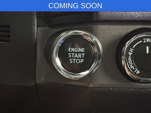 Used 2019 Toyota Tacoma TRD Off-Road image 23