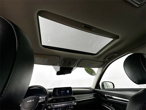Used 2022 Kia Telluride S image 28