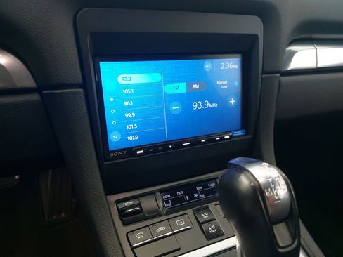 Used 2014 Porsche Boxster image 18