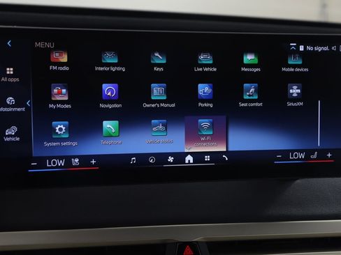 Used 2024 BMW iX xDrive50 w/ Sport Package AWD/4WD image 37