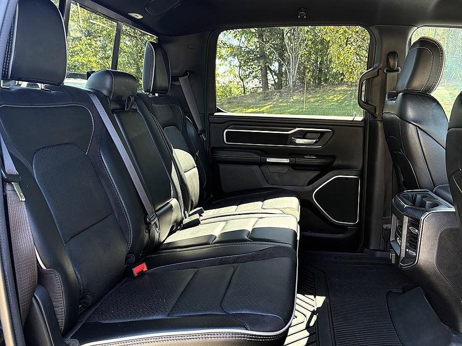 Used 2023 RAM 1500 Laramie RWD image 11