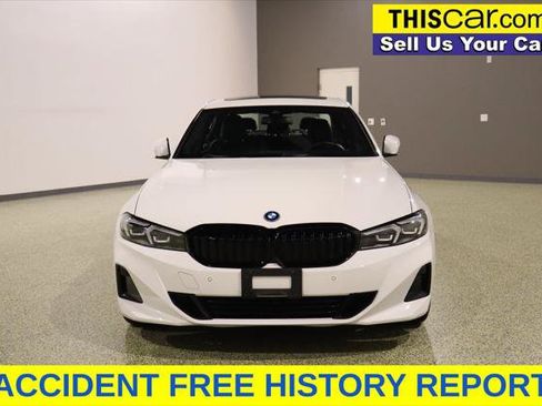Used 2024 BMW 330e RWD image 3