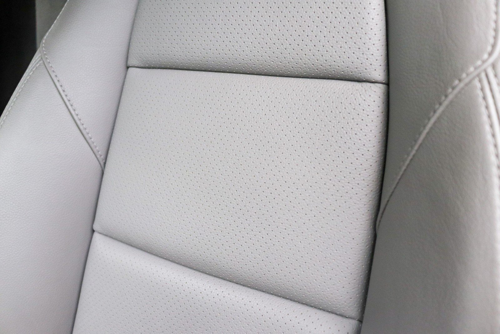 Used 2014 Porsche Cayman RWD image 24