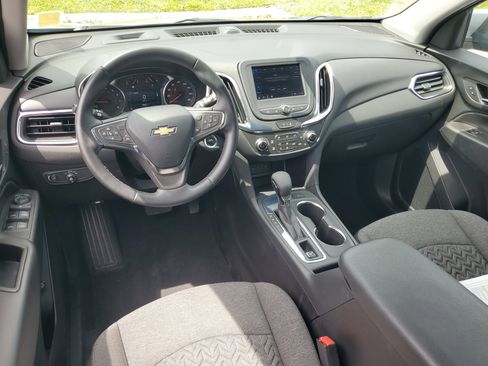 Used 2024 Chevrolet Equinox LT image 18