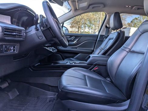 Used 2024 Lincoln Corsair FWD w/ Equipment Group 101A image 19