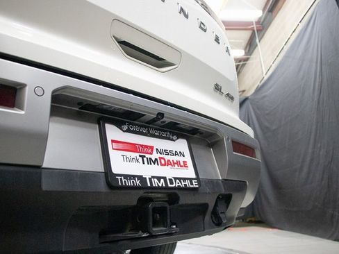 Used 2023 Nissan Pathfinder SL w/ SL Premium Package image 13