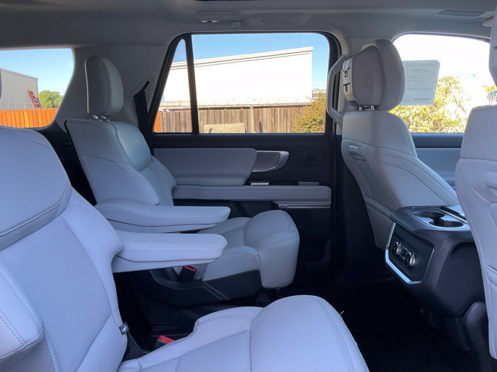 New 2027 Ford Expedition Max Platinum AWD/4WD image 27