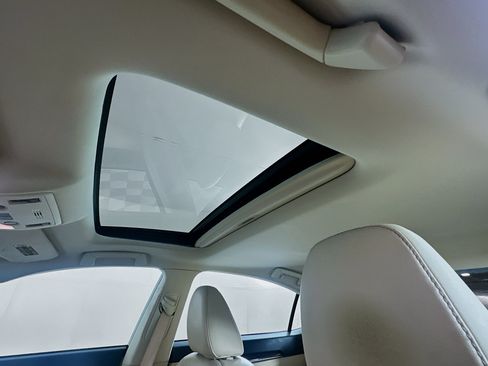 Used 2013 Lexus ES 350 w/ Luxury Pkg FWD image 26