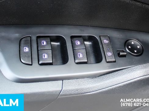 Used 2025 Kia Sportage LX FWD image 37